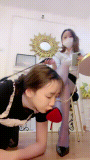 【茹雪】女仆乖乖舔丝袜脚 bf21342
